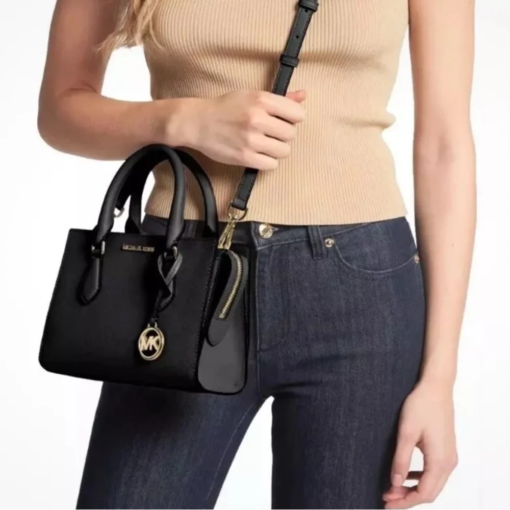 Michael Kors Black Handbag - Picture 4 of 7